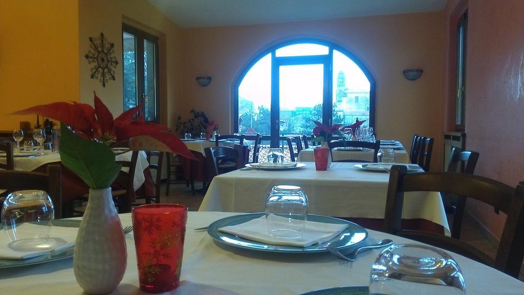 Hotel Ristorante El Caracol Мулаццо Экстерьер фото